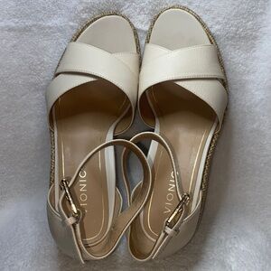 Vionic Cream Crossband Espadrille Slingback Sandals